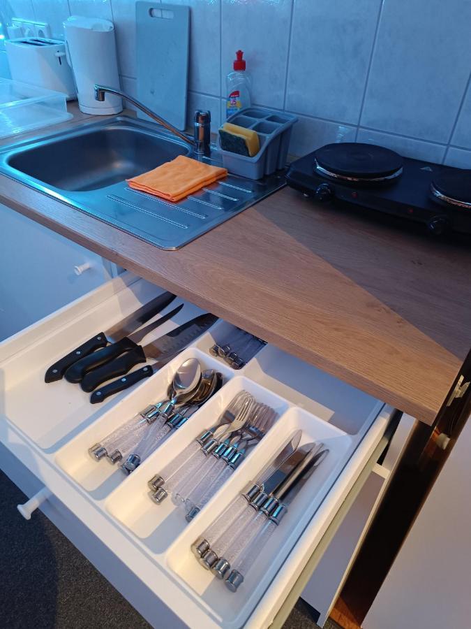 In Villa 56 Qm Apartment, 24 H Check-In,Free Parking Hannover Exteriör bild